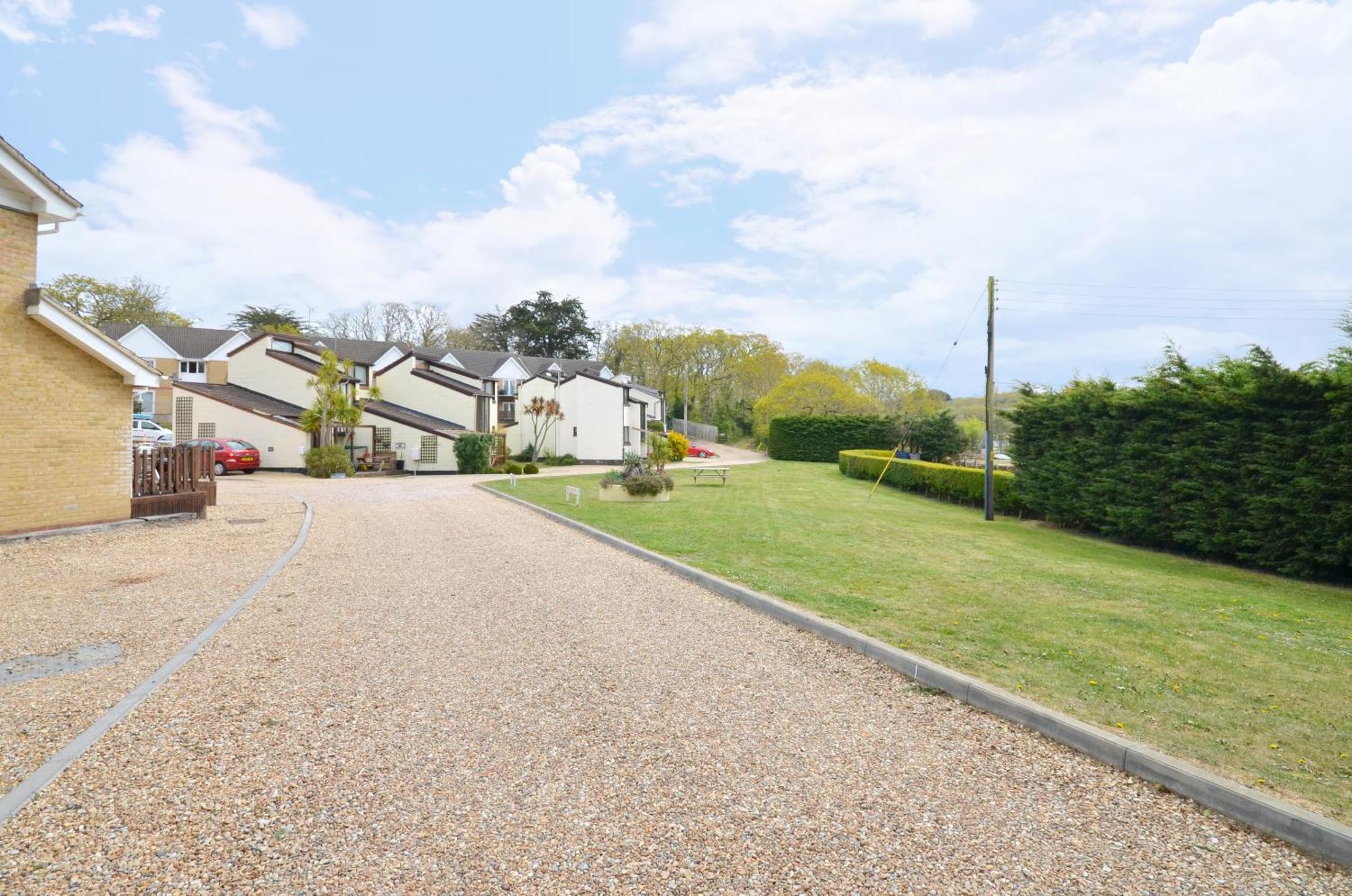 شقة Whippingham, Creek Gardens - Isle Of Wight Wootton Bridge  المظهر الخارجي الصورة