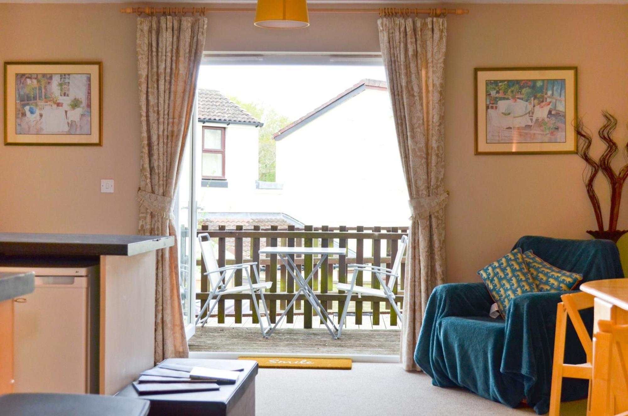 شقة Whippingham, Creek Gardens - Isle Of Wight Wootton Bridge  المظهر الخارجي الصورة