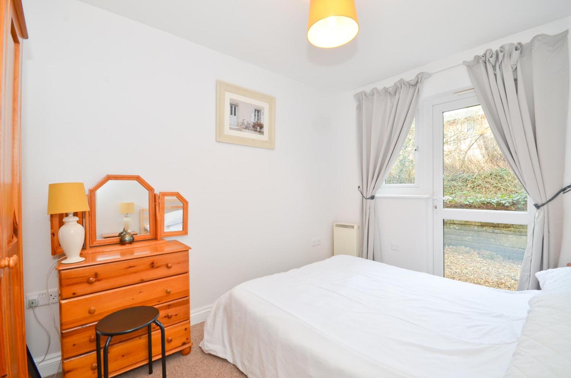 شقة Whippingham, Creek Gardens - Isle Of Wight Wootton Bridge  المظهر الخارجي الصورة